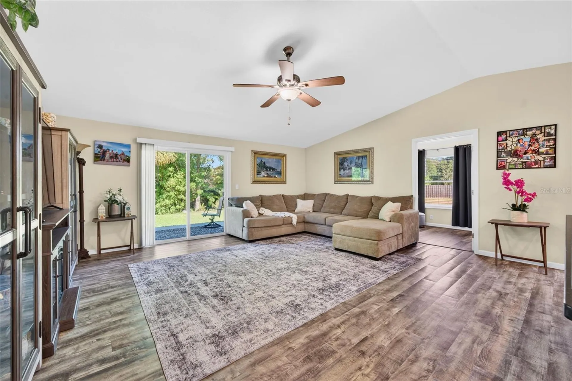 549 Longwood Circle Oldsmar FL 34677