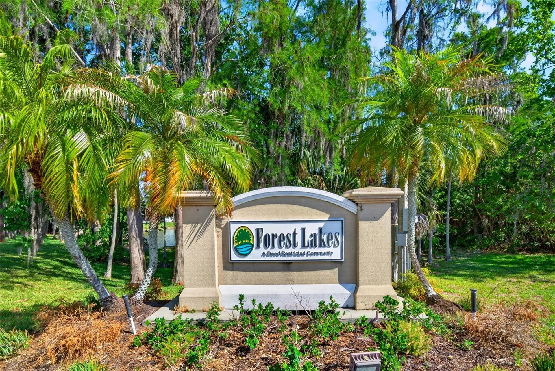 549 Longwood Circle Oldsmar FL 34677
