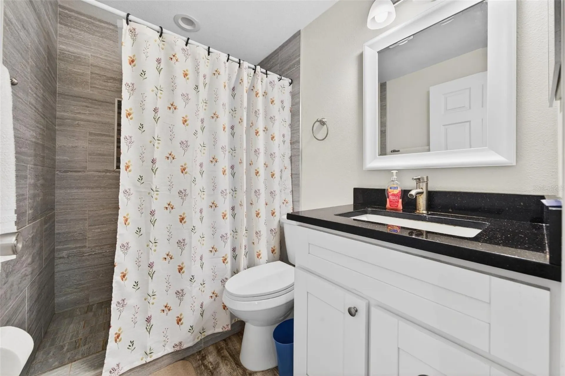549 Longwood Circle Oldsmar FL 34677