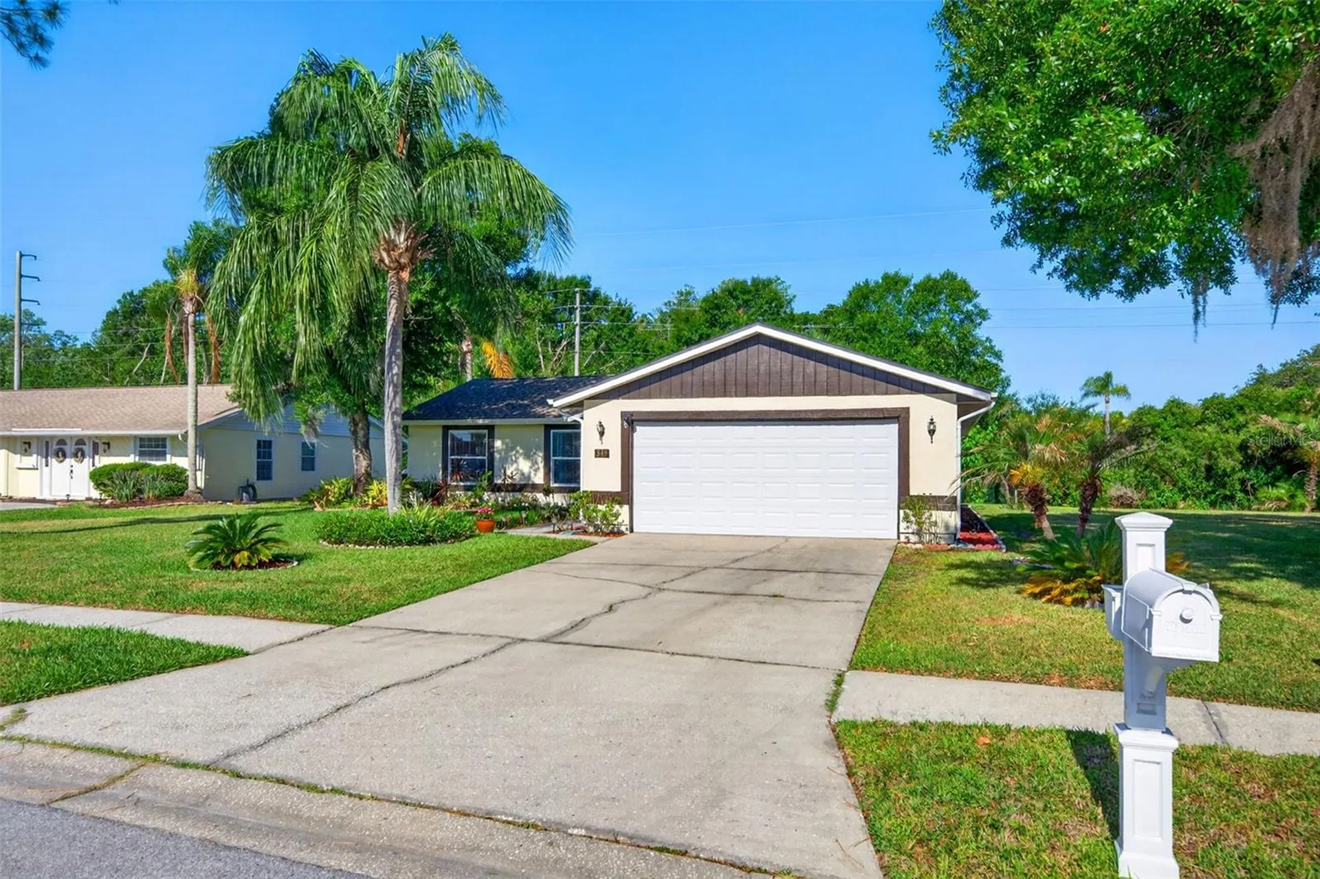 549 Longwood Circle Oldsmar FL 34677