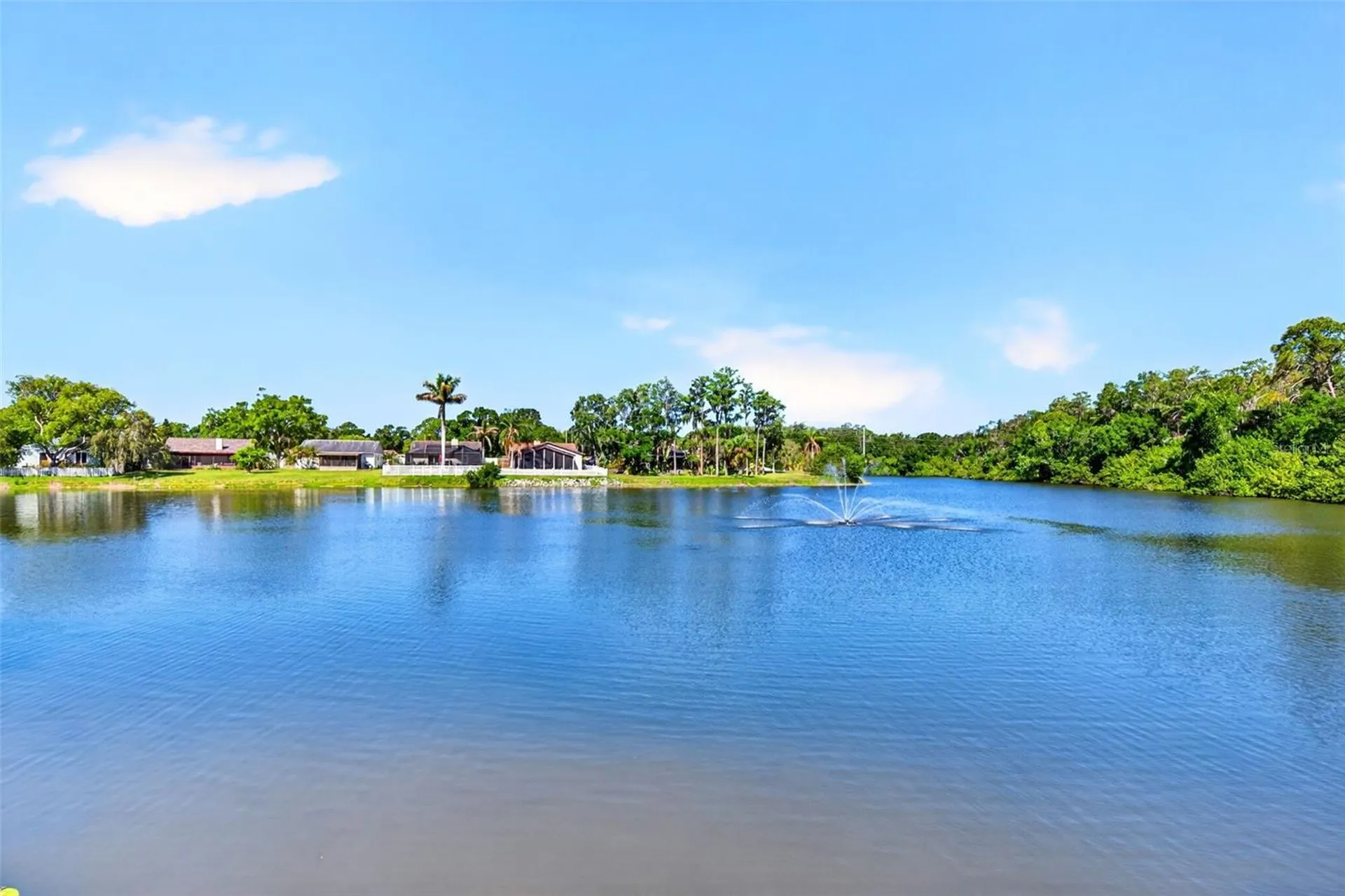 549 Longwood Circle Oldsmar FL 34677