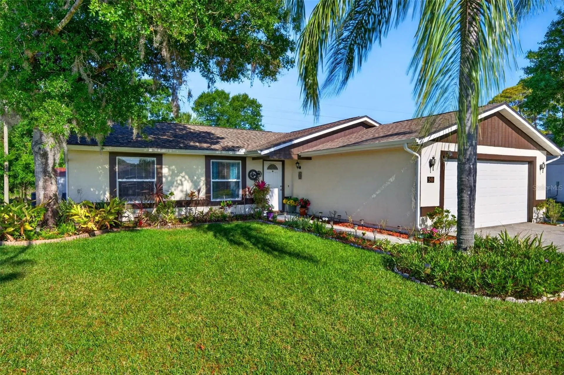 549 Longwood Circle Oldsmar FL 34677