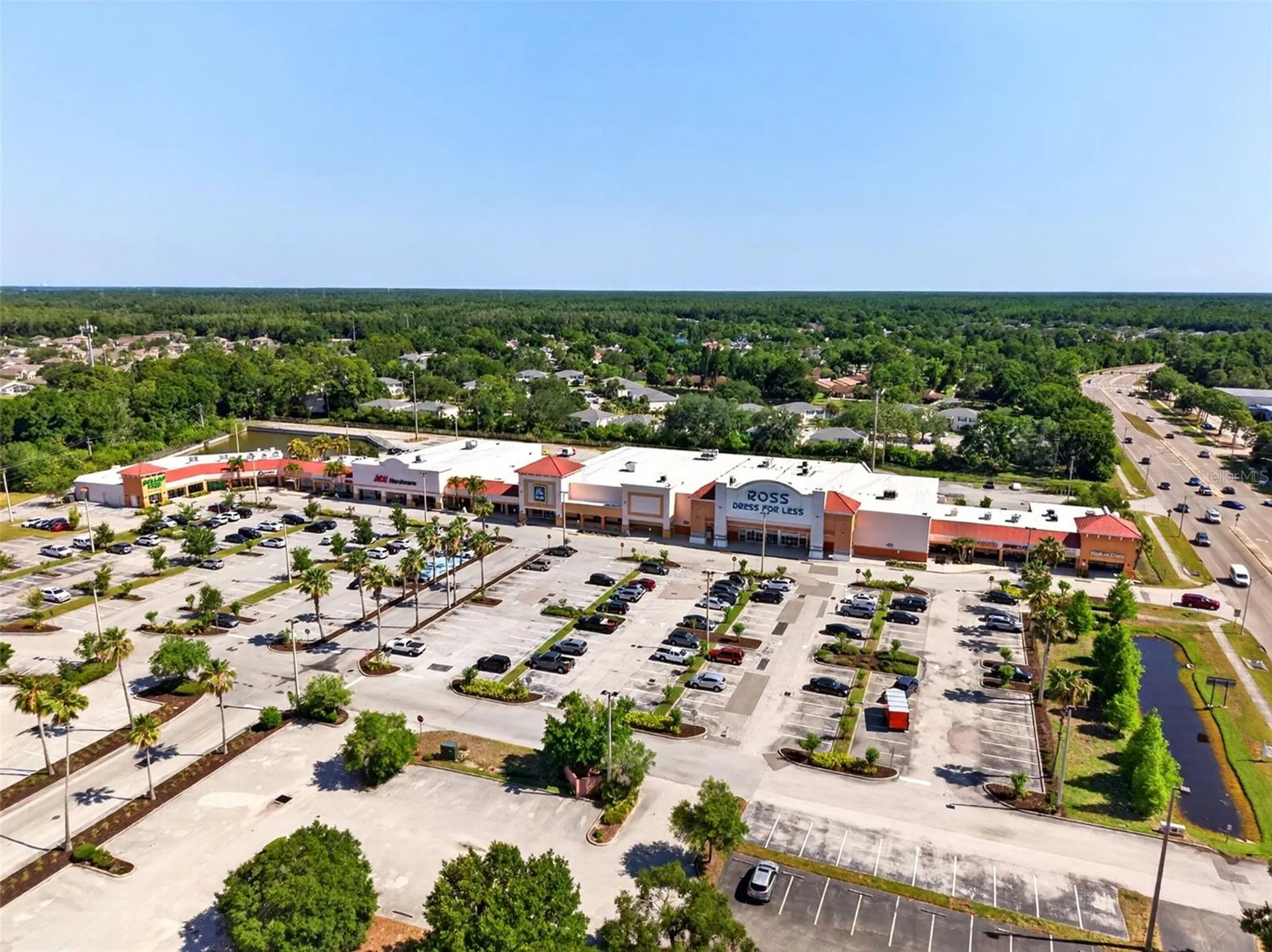 549 Longwood Circle Oldsmar FL 34677