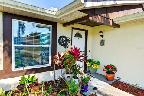 549 Longwood Circle Oldsmar FL 34677