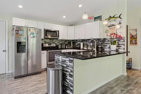 549 Longwood Circle Oldsmar FL 34677