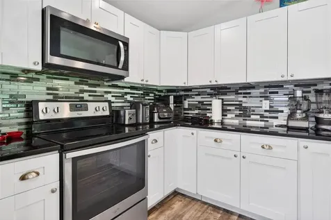 549 Longwood Circle Oldsmar FL 34677