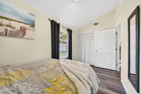549 Longwood Circle Oldsmar FL 34677