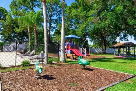 549 Longwood Circle Oldsmar FL 34677