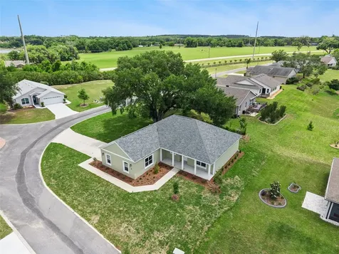 100 Fairway Circle Umatilla FL 32784