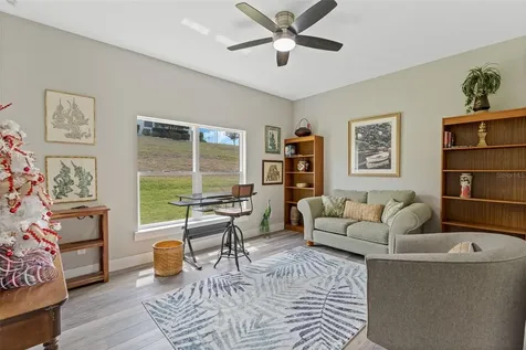 100 Fairway Circle Umatilla FL 32784