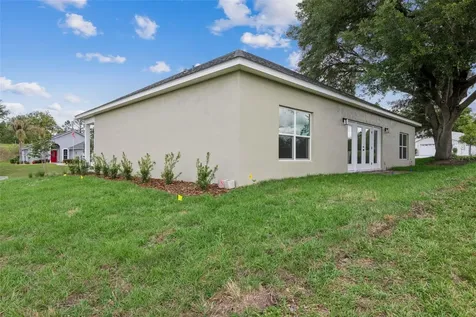 100 Fairway Circle Umatilla FL 32784