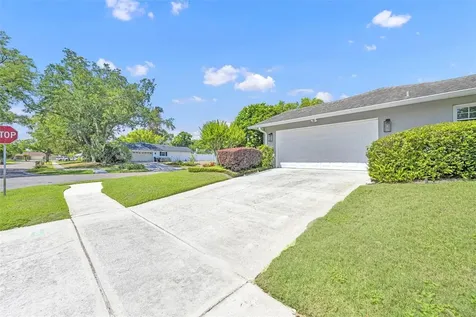 8825 Butternut Boulevard Orlando FL 32817