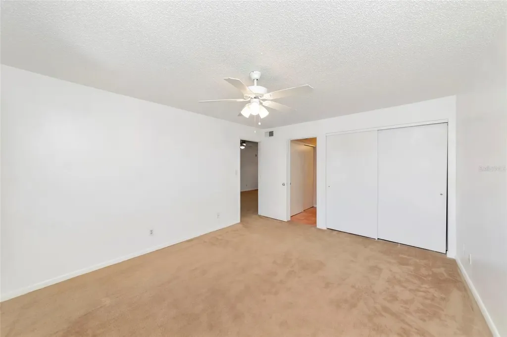 6033 34th Street W Bradenton FL 34210