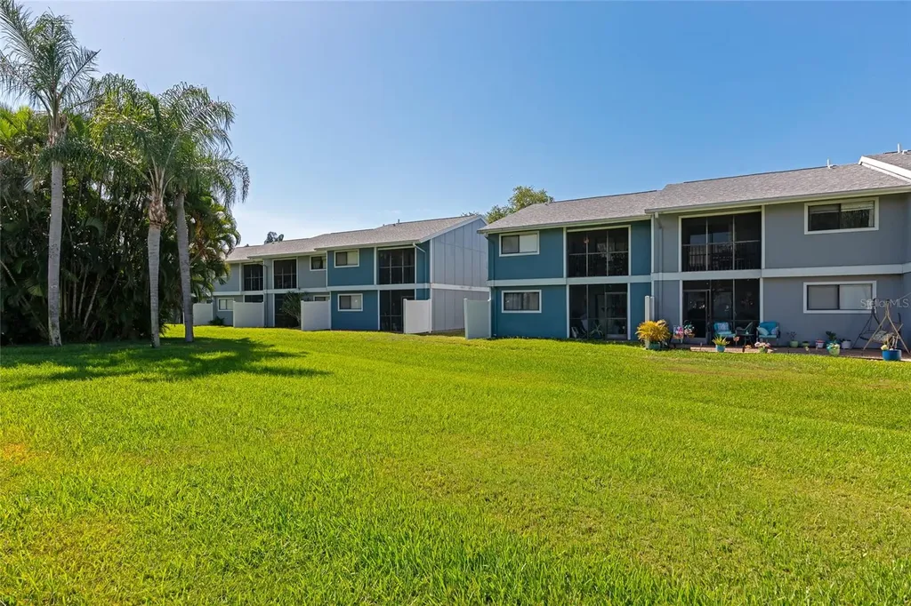 6033 34th Street W Bradenton FL 34210
