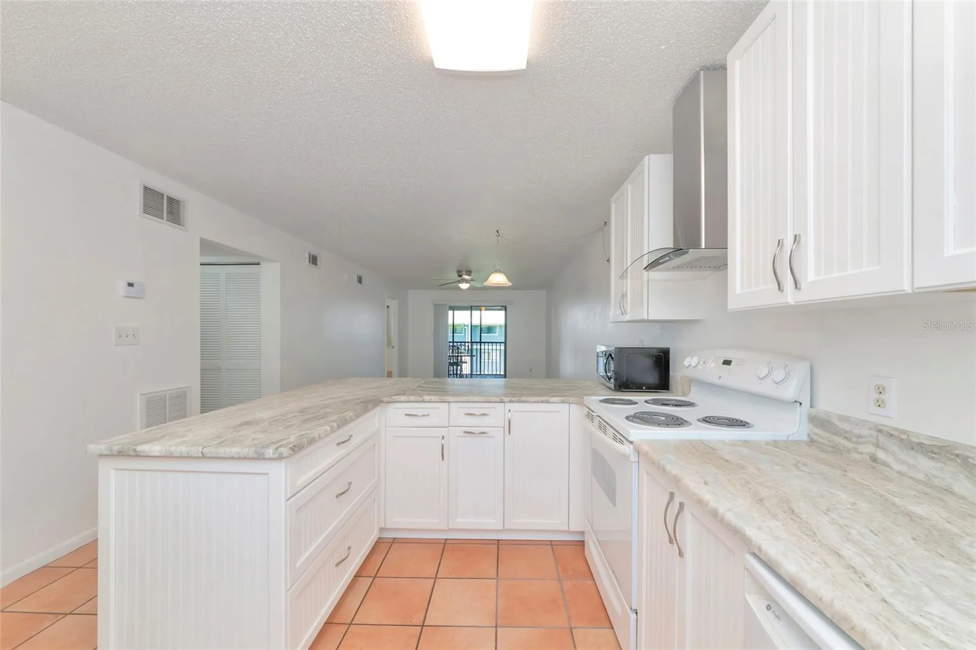 6033 34th Street W Bradenton FL 34210