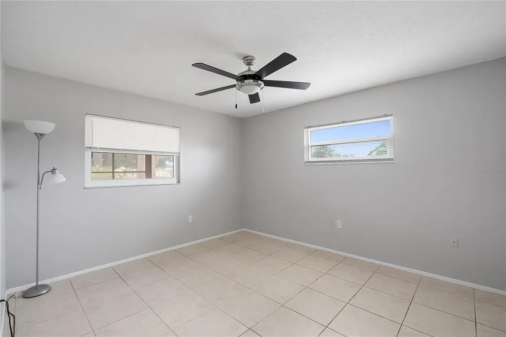 2802 Swifton Drive Sarasota FL 34231