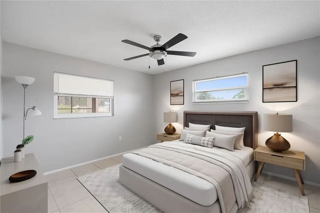 2802 Swifton Drive Sarasota FL 34231