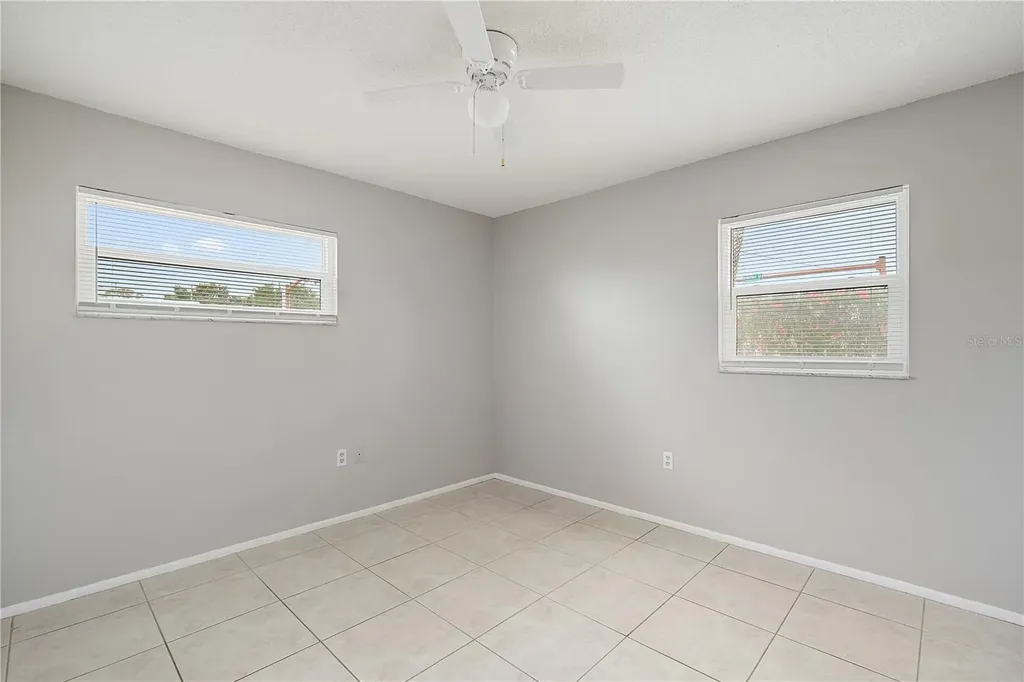 2802 Swifton Drive Sarasota FL 34231