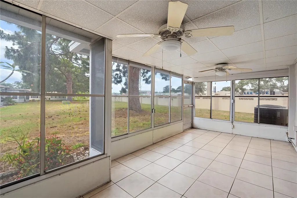 2802 Swifton Drive Sarasota FL 34231
