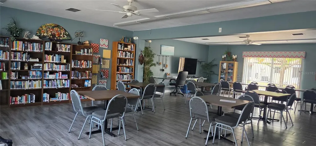 2802 Swifton Drive Sarasota FL 34231