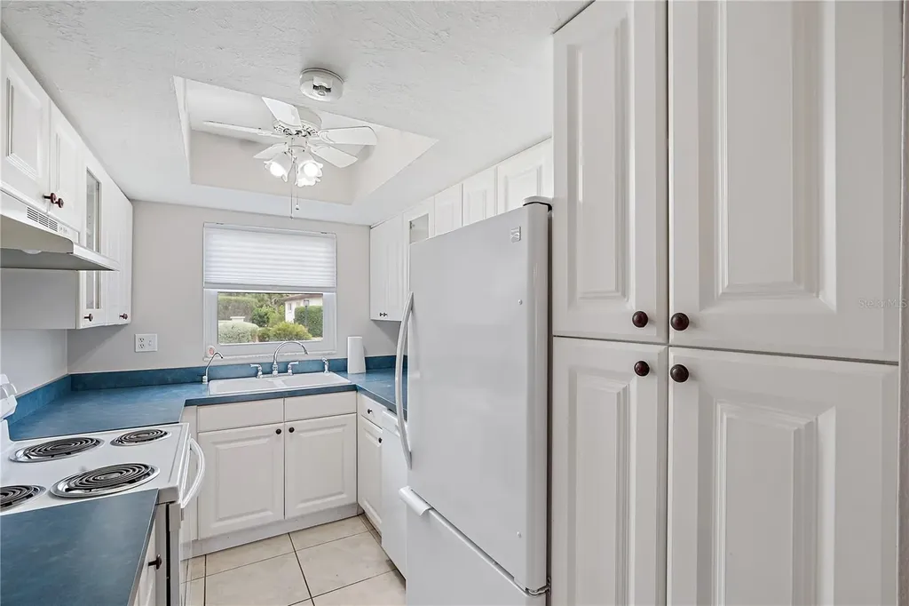 2802 Swifton Drive Sarasota FL 34231
