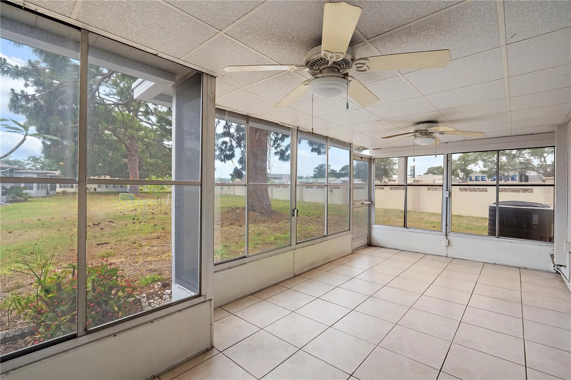 2802 Swifton Drive Sarasota FL 34231
