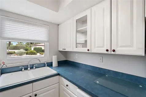 2802 Swifton Drive Sarasota FL 34231