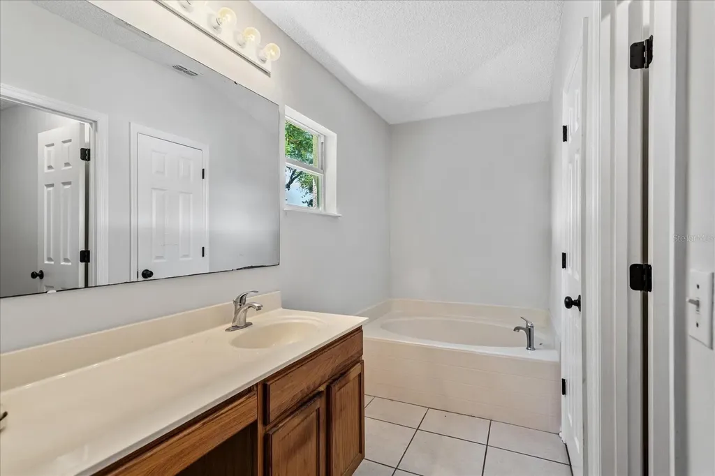 118 Royalty Circle Sanford FL 32771