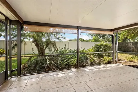 118 Royalty Circle Sanford FL 32771