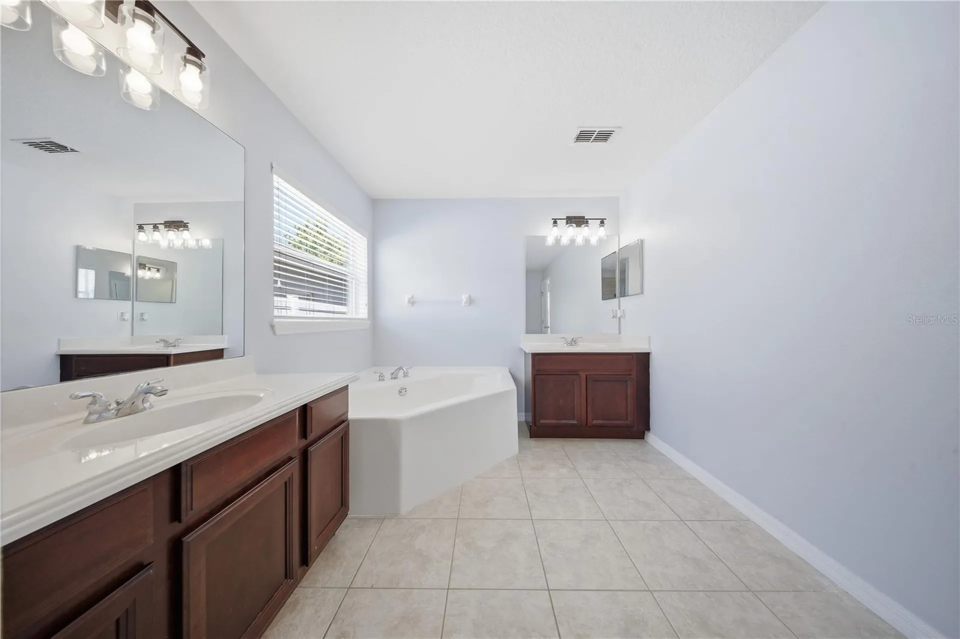 2142 Brandywine Falls Way Orlando FL 32824