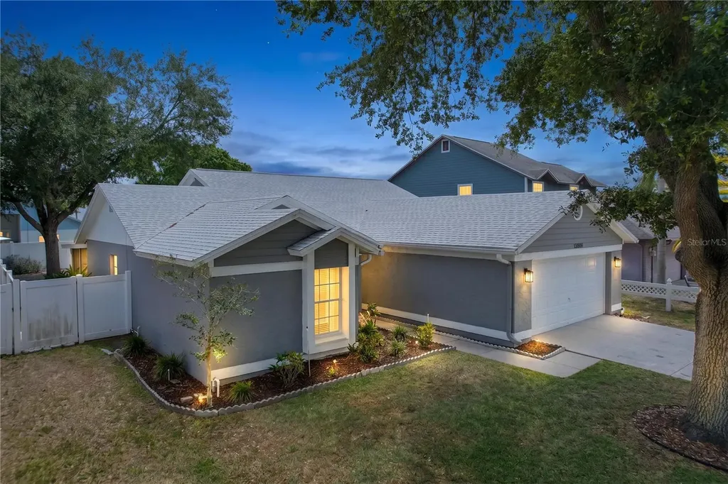 13509 Fawn Ridge Boulevard Tampa FL 33626