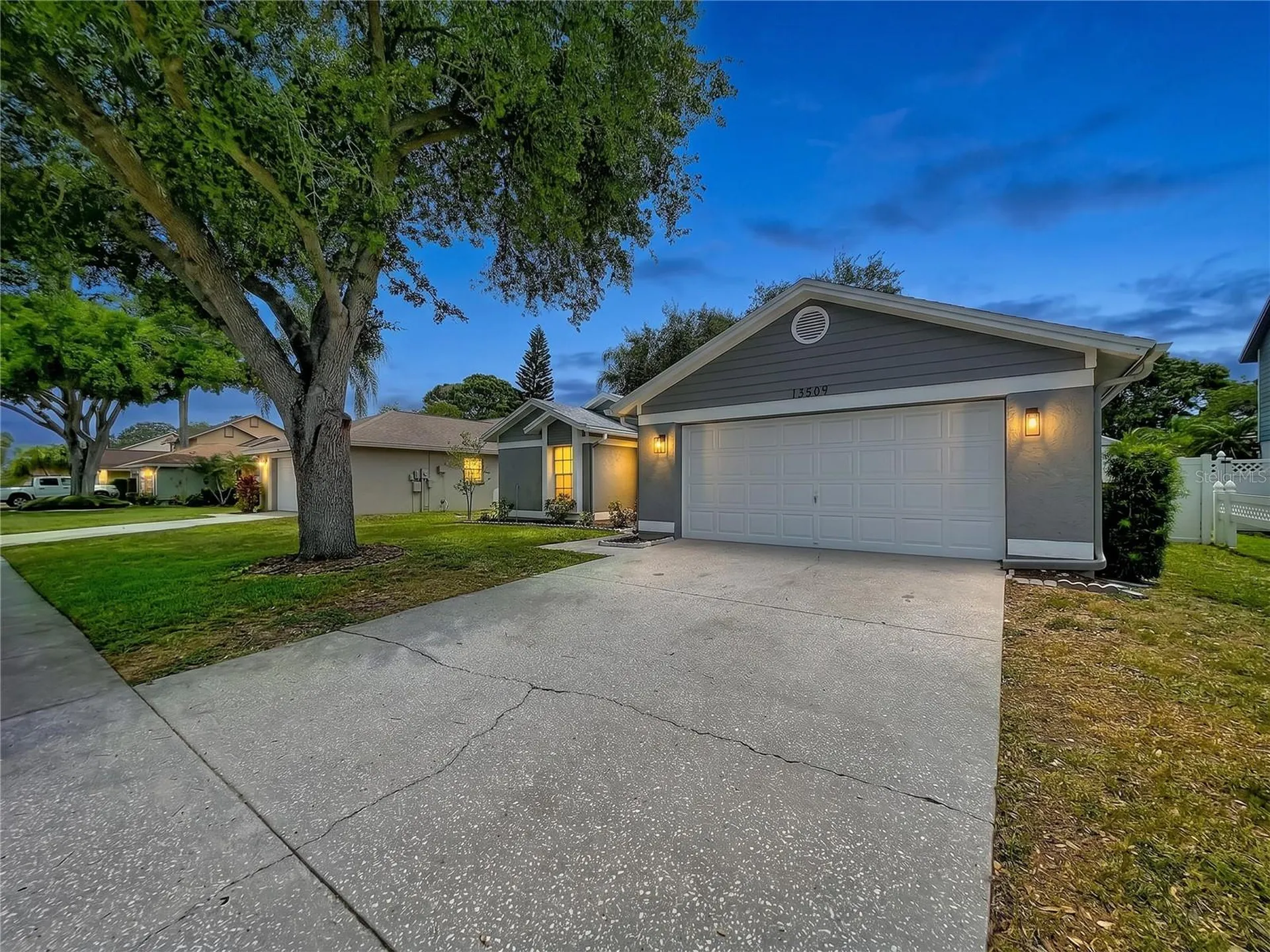 13509 Fawn Ridge Boulevard Tampa FL 33626