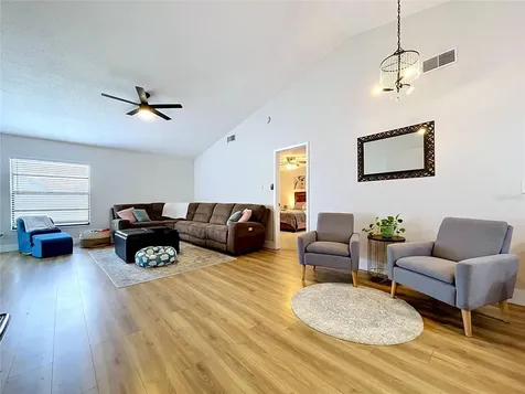 13509 Fawn Ridge Boulevard Tampa FL 33626