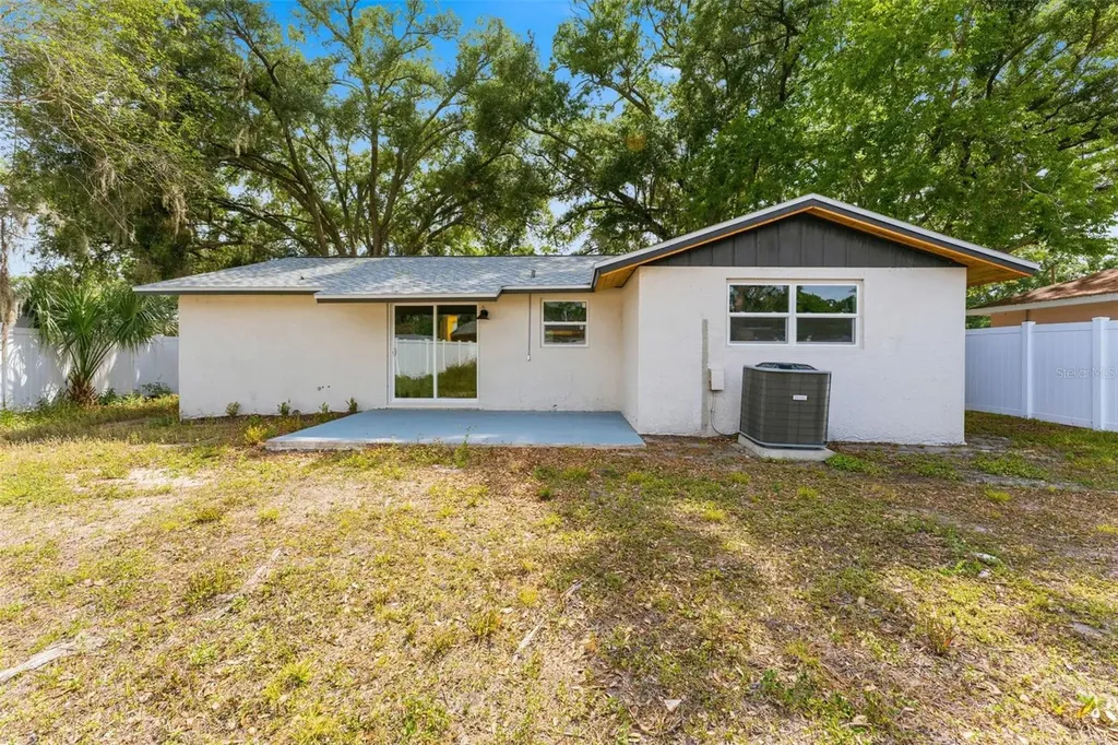 3513 Beechwood Boulevard Tampa FL 33619