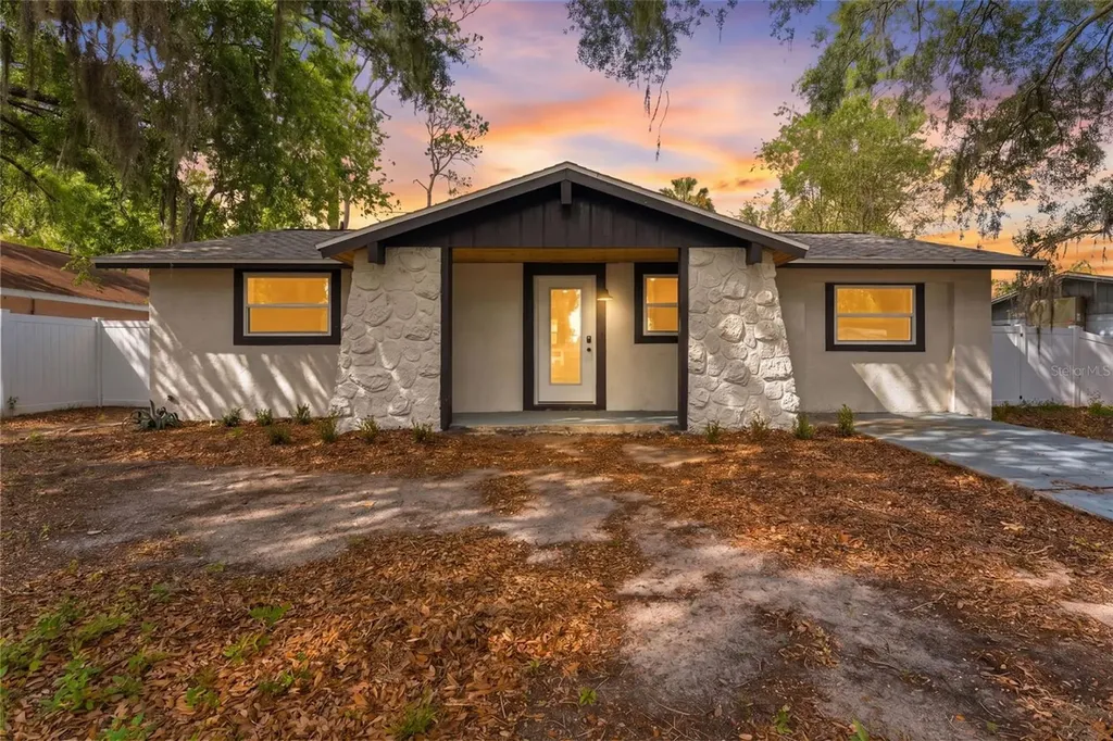 3513 Beechwood Boulevard Tampa FL 33619
