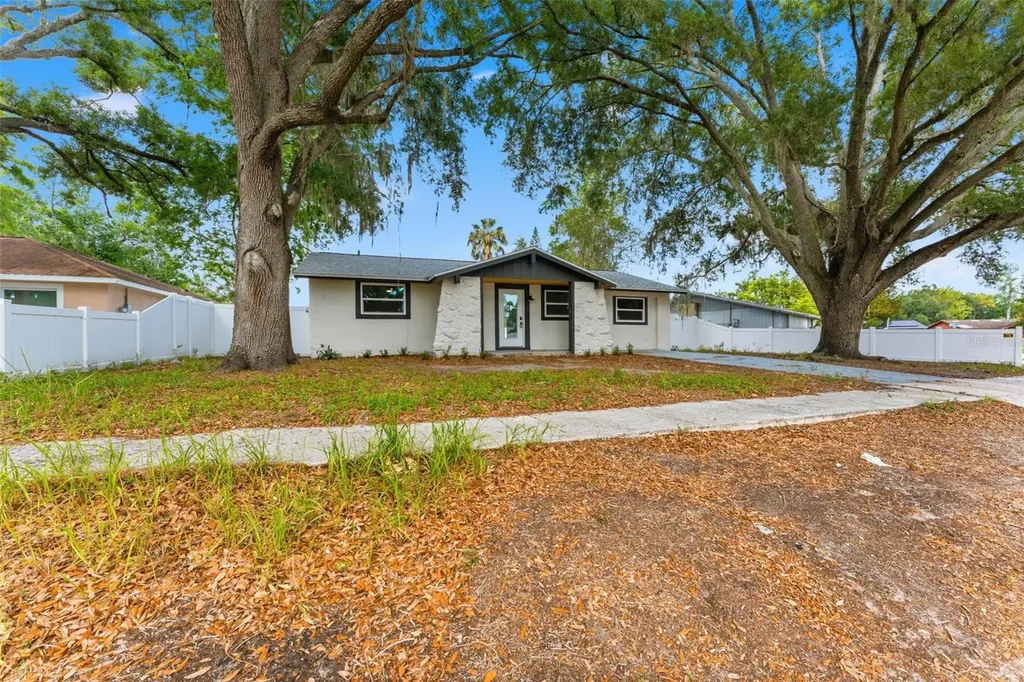 3513 Beechwood Boulevard Tampa FL 33619