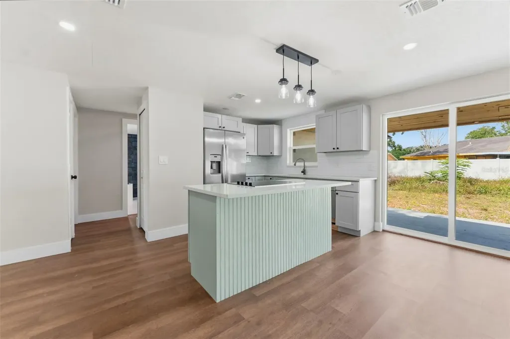 3513 Beechwood Boulevard Tampa FL 33619
