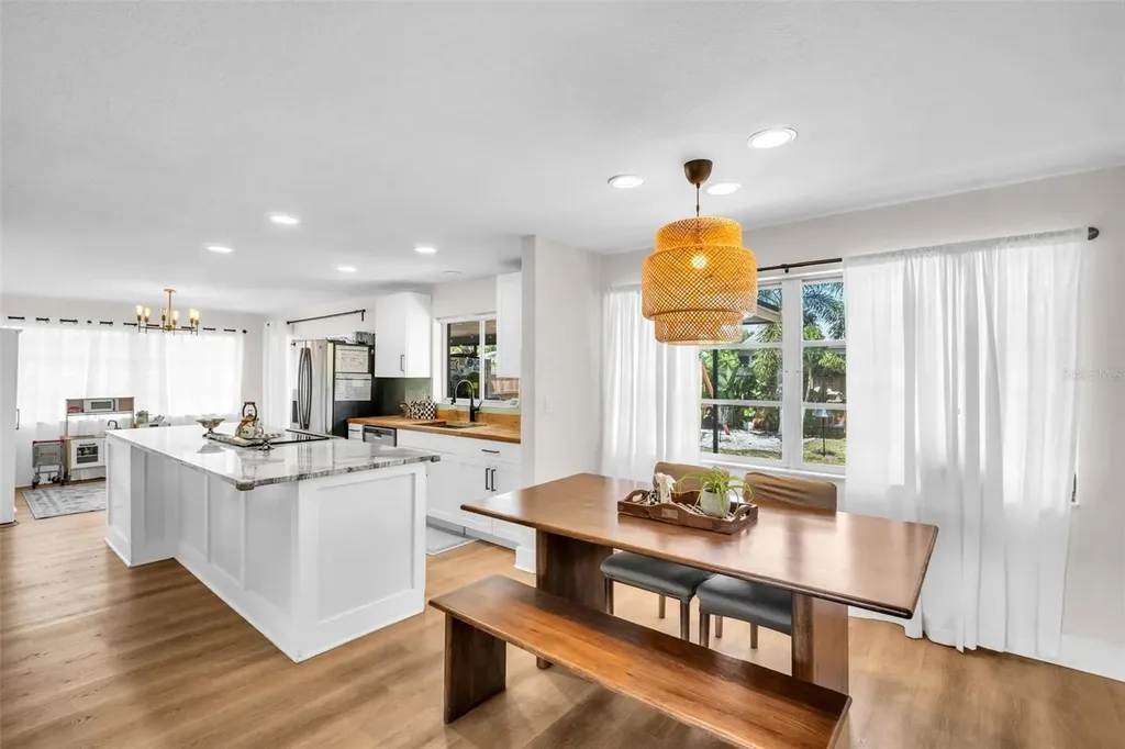 2542 Wynnewood Drive Clearwater FL 33763