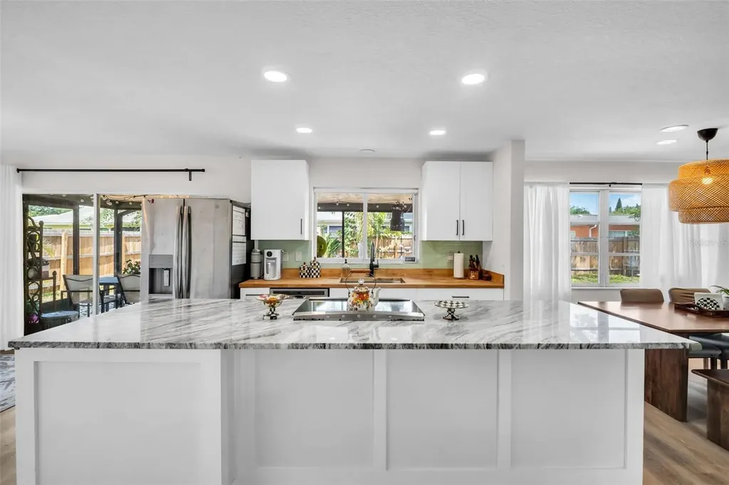 2542 Wynnewood Drive Clearwater FL 33763