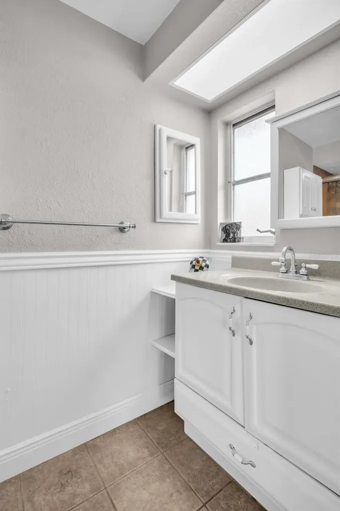 2542 Wynnewood Drive Clearwater FL 33763