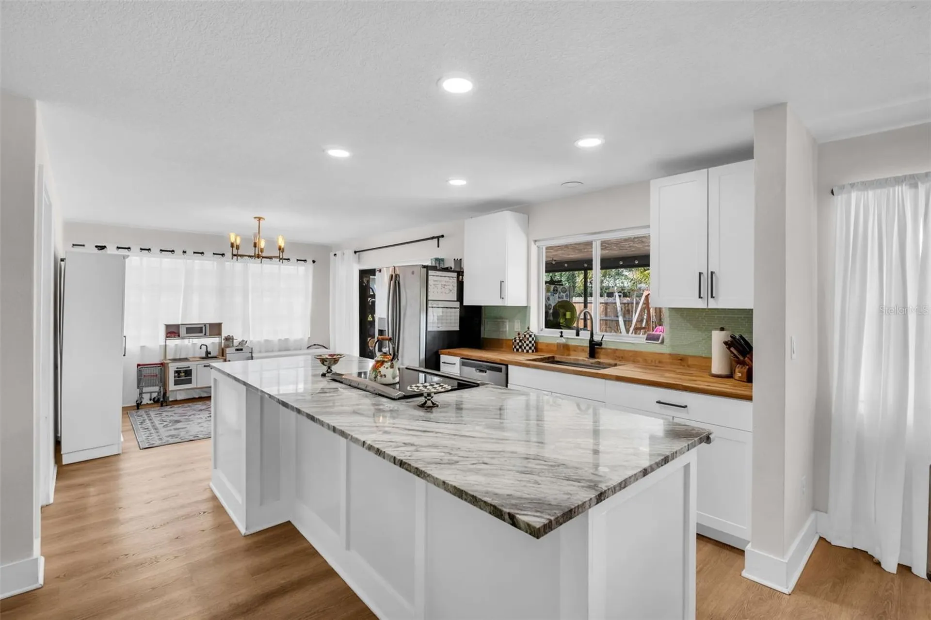 2542 Wynnewood Drive Clearwater FL 33763