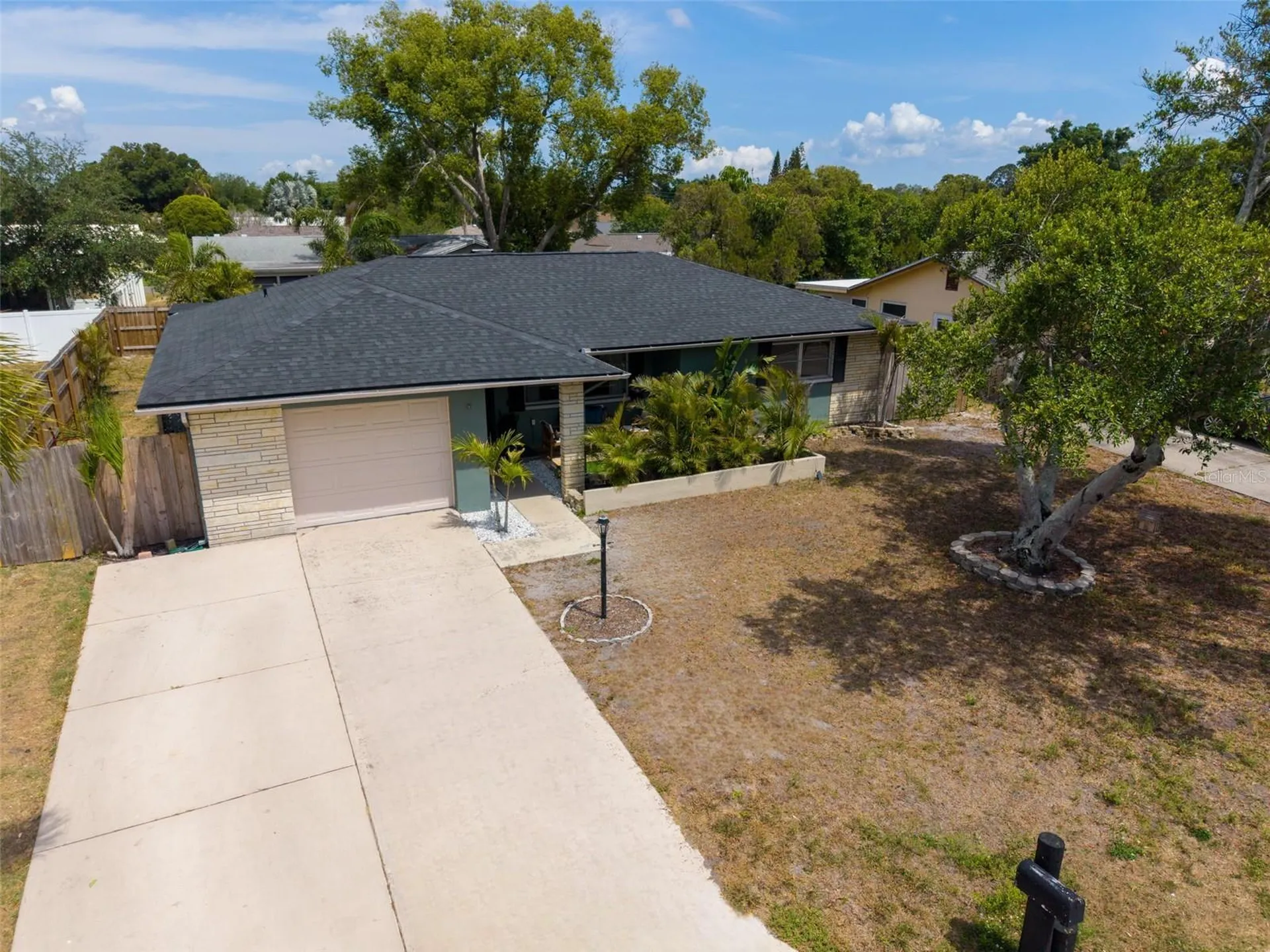 2542 Wynnewood Drive Clearwater FL 33763
