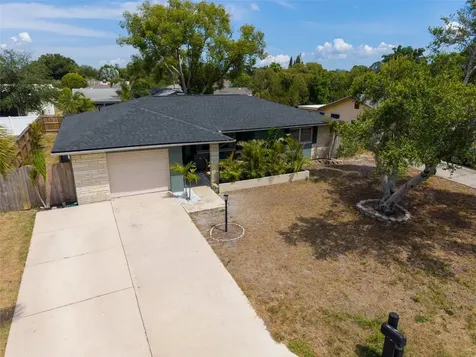 2542 Wynnewood Drive Clearwater FL 33763