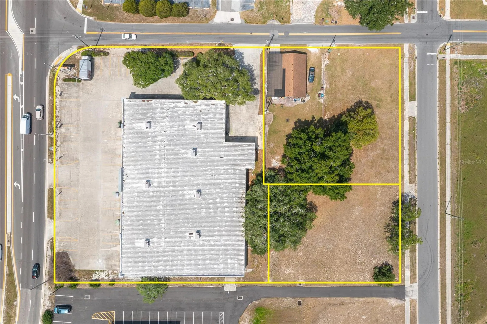126 State Road 60 W Lake Wales FL 33853