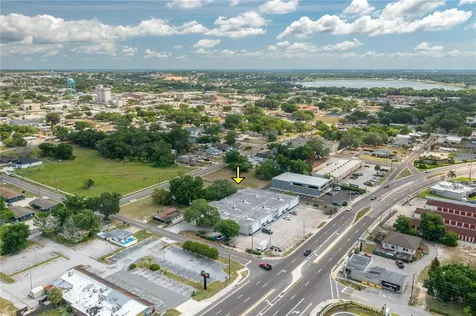 126 State Road 60 W Lake Wales FL 33853