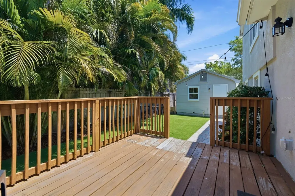 3105 Jackson Street N St Petersburg FL 33704