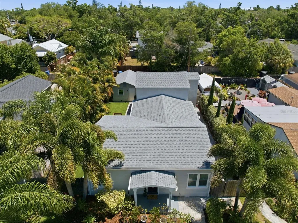 3105 Jackson Street N St Petersburg FL 33704