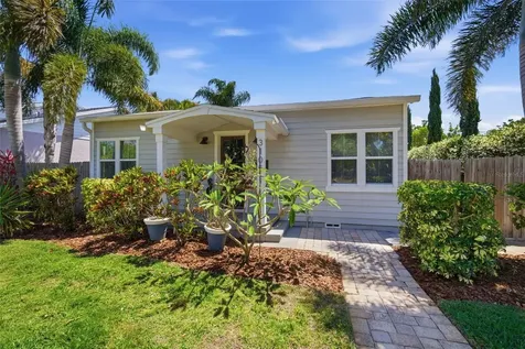 3105 Jackson Street N St Petersburg FL 33704