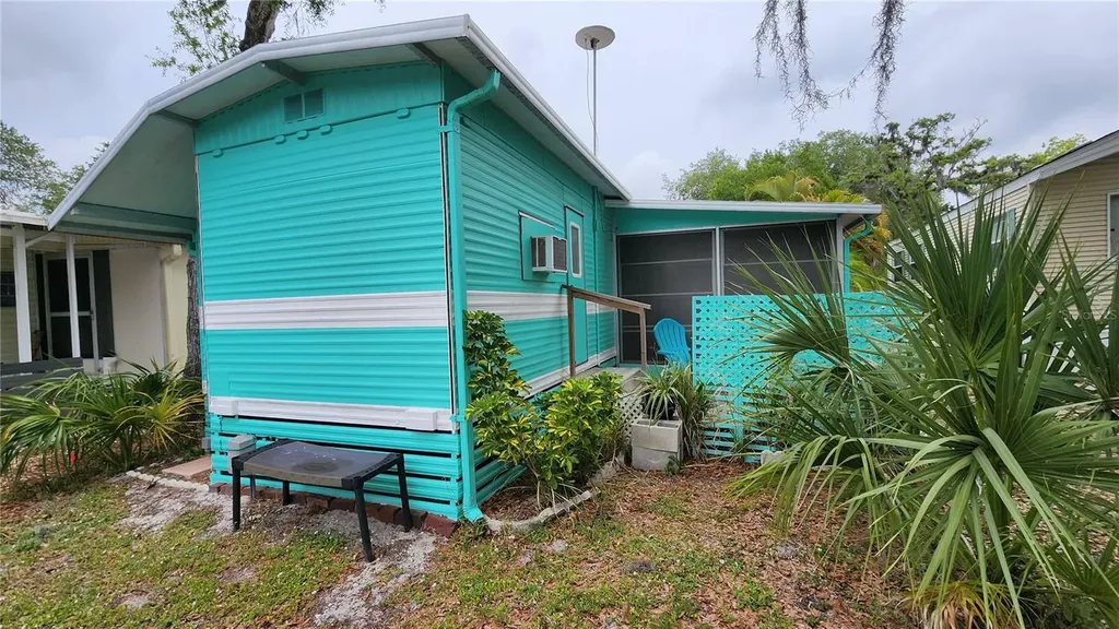 3300 26th Avenue E Bradenton FL 34208