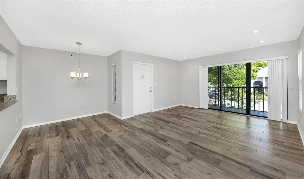 1281 Pine Ridge Circle E Tarpon Springs FL 34688